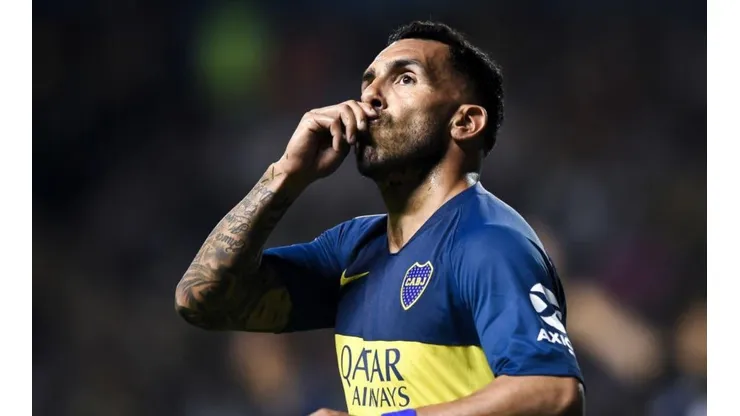 Tévez cuelga los botines a fin de año.