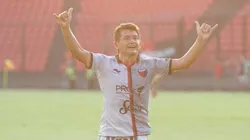 El Pulga y un debut soñado en el Sabalero. (Foto: El Litoral)