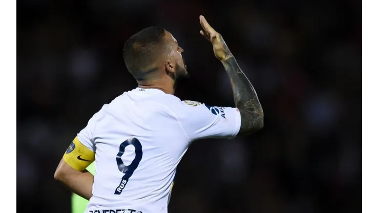 Benedetto festeja el gol del empate.