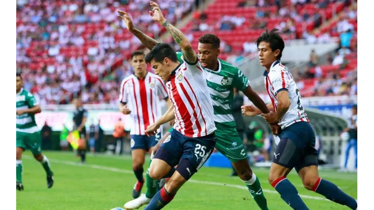 Santos Laguna vs Chivas por la Liga MX.