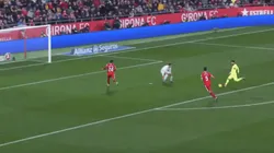 Ah bueno: Messi la picó como solo él sabe y metió un golazo para el Barcelona