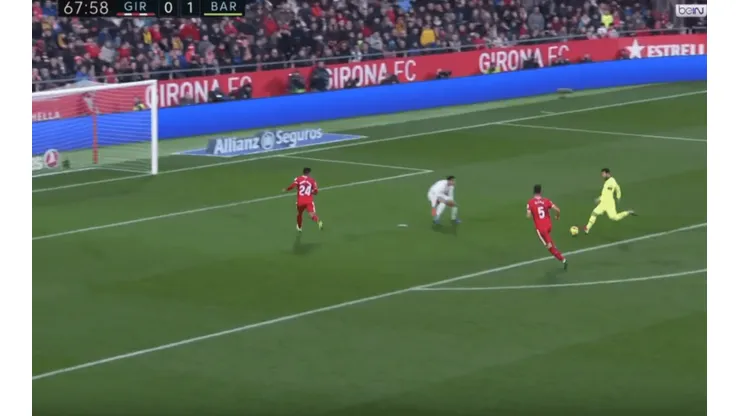 Ah bueno: Messi la picó como solo él sabe y metió un golazo para el Barcelona