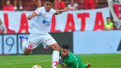 Golazo de Roa, quien salió reemplazado tras marcar.