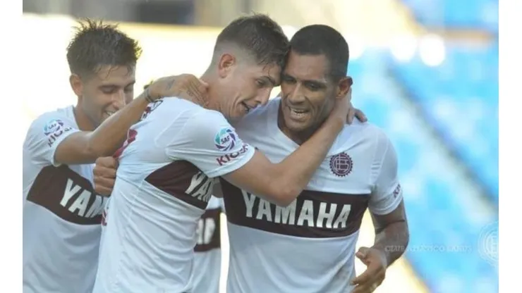 Lanús ganó 2-0 en Mendoza