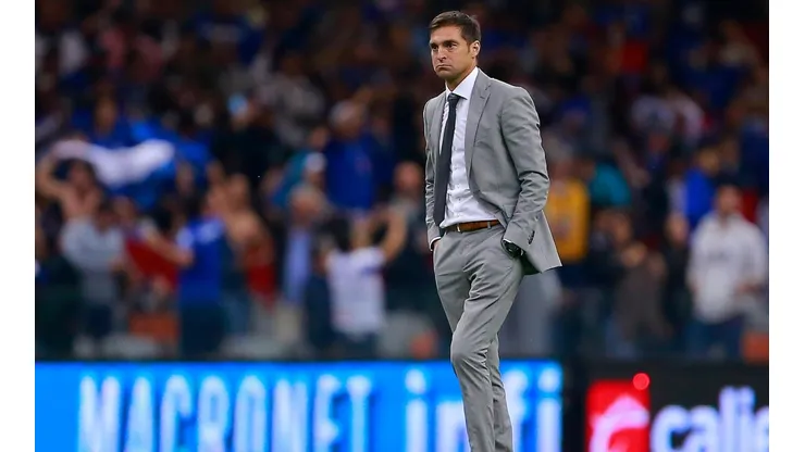 El presidente deportivo elogió a Alonso.