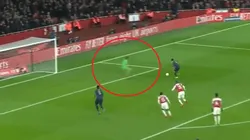 Alexis abre la cuenta para el Manchester