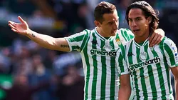La duda que mantiene el entrenador de Betis respecto a Diego Lainez