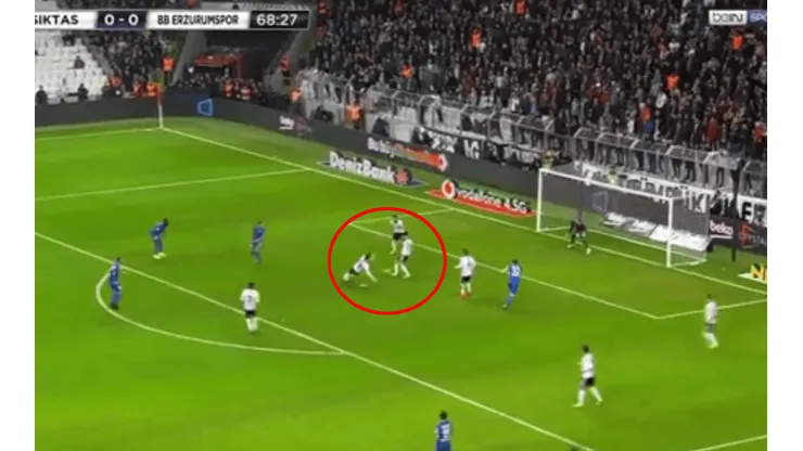 Karius se quiere matar: recibió un gol en contra de no creer