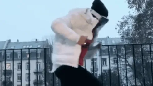 Marco Fabian es muy gracioso.