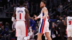 Reggie Jackson interrume a Blake Griffin mientras se queja de sus compañeros