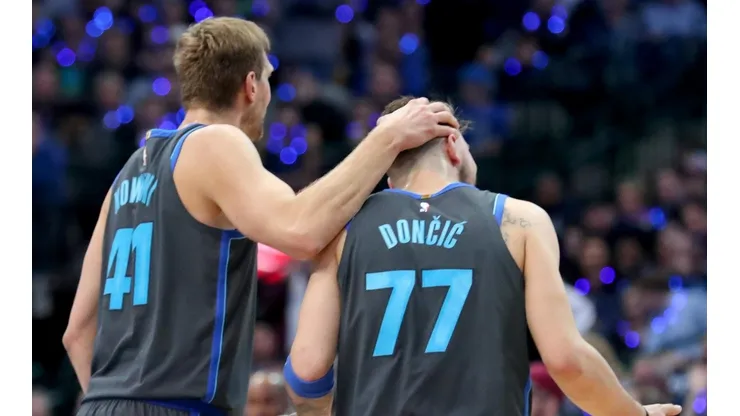 Luka Doncic y Dirk Nowitzki trolean a sus seguidores antes del Juego de Estrellas
