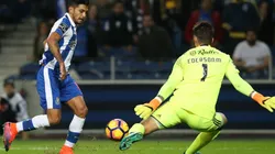 Tecatito Corona es muy querido en el Porto.