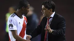 Los hinchas no quieren saber nada más de él, pero Gallardo bancó a muerte a de la Cruz
