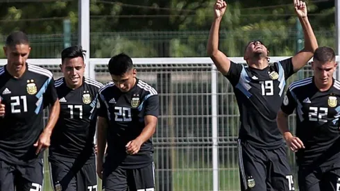 Uruguay vs Argentina por el sub 20.
