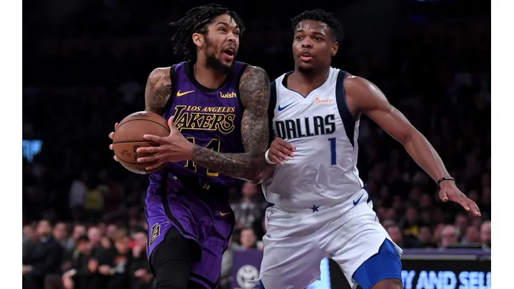 Los Lakers podrían cambiar un par de jóvenes por Dennis Smith Jr