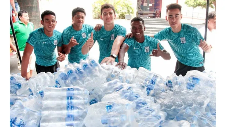 Gesto a imitar: Alianza Lima se solidarizó con los damnificados de San Juan de Lurigancho
