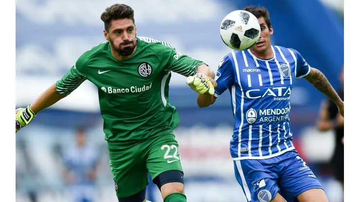 Navarro llega al fútbol mexicano.