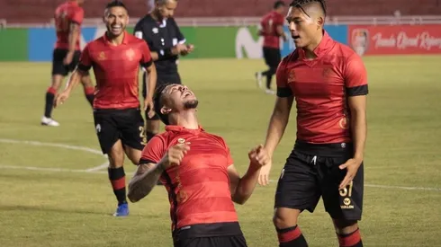 Melgar oficializó su nueva indumentaria para brillar en la Liga 1 y la Copa Libertadores