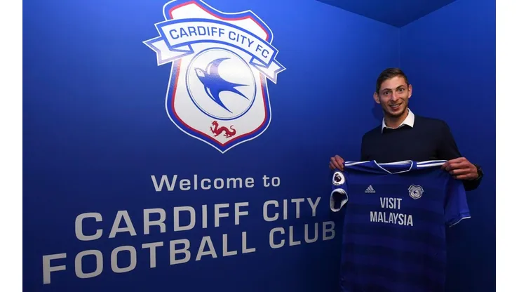 Desapareció el avión que llevaba a Cardiff a Emiliano Sala