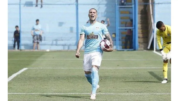 Alexis Mendoza quiere mantener en sus filas al goleador del Sporting Cristal
