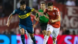 Pablo Pérez enfrentando a Independiente.