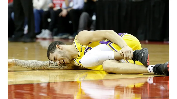 Los Lakers son un hospital: La lesión de Lonzo Ball es grave