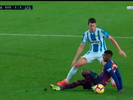 Dembelé se resbaló, cayó con todo el peso sobre su tobillo y salió reemplazado