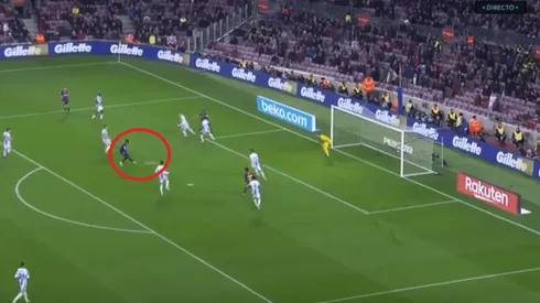 Imposible de atajar: Dembelé metió la pelota contra el palo y anotó el primero para el Barcelona