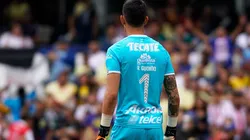 En el momento más difícil de Gudiño, la afición de Chivas le regala una cálida ovación