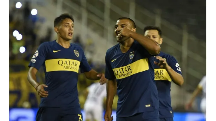 Wanchope canjeó penal por gol.