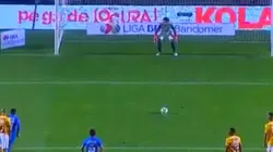 Elías Hernández no falló de penal y Cruz Azul gana en el Volcán