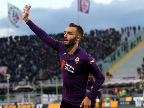 Una locura: con uno menos, la Fiorentina empató 3-3 en el último segundo con gol de Pezzella