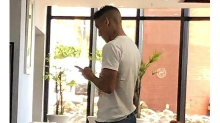 Dejó Racing de lado por un rato: Centurión está con Boca en Mar del Plata