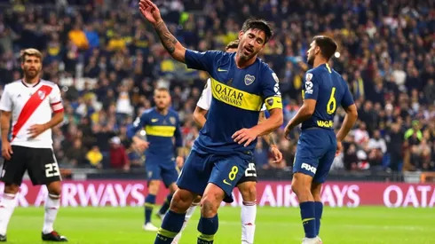 Pablo Pérez con la camiseta de Boca.