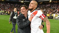 Jonatan Maidana junto a Marcelo Gallardo.