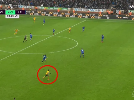 Raúl Jiménez metió la asistencia del día para un 4 a 3 increíble en la Premier League