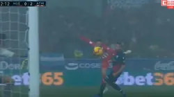 Golazo de Santiago Arias.