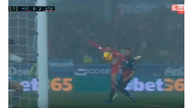 Golazo de Santiago Arias.