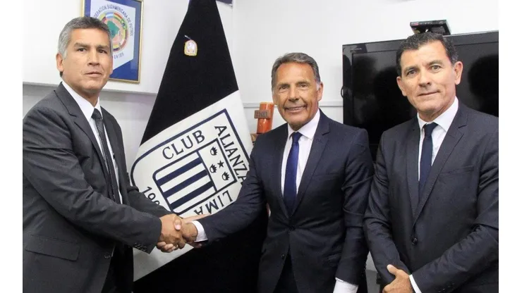 La formación que asoma Russo para comenzar una nueva era en Alianza Lima