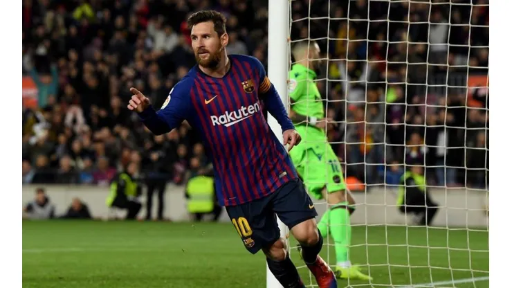 Messi apareció en el punto penal y puso el 3 a 0.