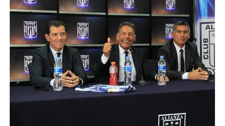 “Alianza es un grande de Sudamérica y me ilusiona ser dirigido por Russo”
