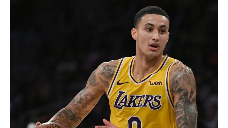Kyle Kuzma de los Lakers twitteó en el entretiempo de un juego y no le gustó a los fanáticos