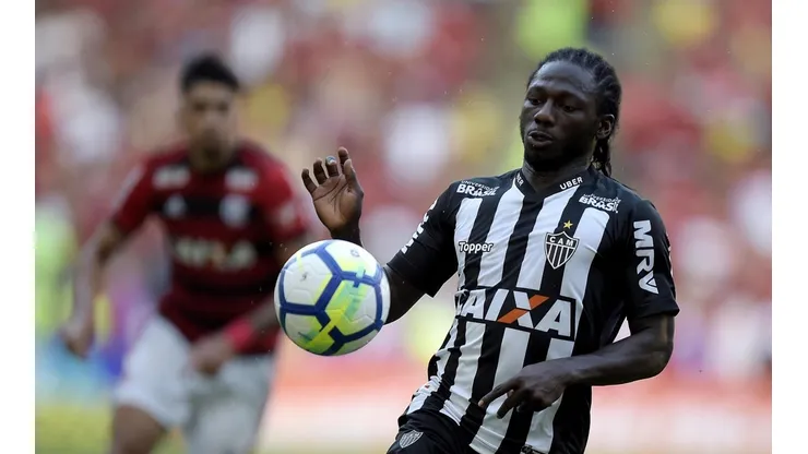 Caracol Radio: Junior demandó al Mineiro por el traspaso de Chara