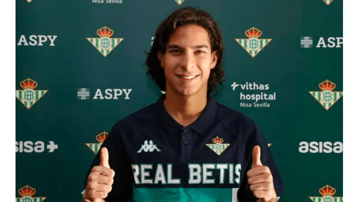 Diego Lainez fue presentado de manera oficial en el Betis: "Es un gran club"