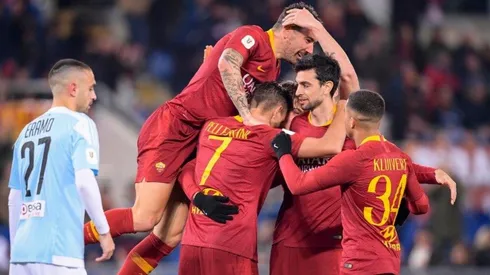 Todo Roma festeja el gol de Javier Pastore.