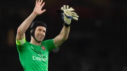 Petr Cech anunció su retiro y libera un cupo en Arsenal
