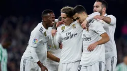 Todo Real Madrid celebra una victoria vital.