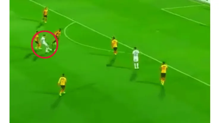 Media vuelta y golazo de Furch para Santos ante Morelia