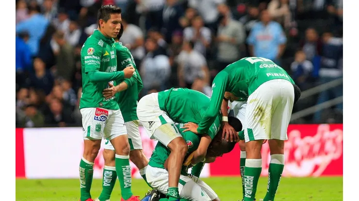 León sacó un empate insólito.
