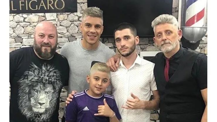 No se decide: después de cumplir su promesa, Enzo Pérez metió un nuevo look
